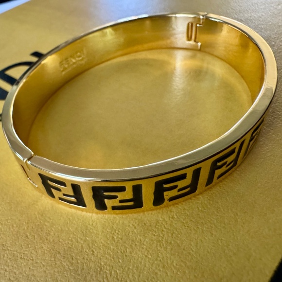 Fendi FF Forever Gold-Tone Black Enamel M Bangle - Picture 2 of 12